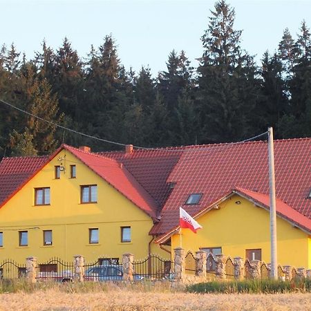 Apartamento Dom Na Lesnej Gorze Leśna Exterior foto